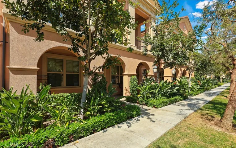 89 Mayfair, Irvine, California 92620