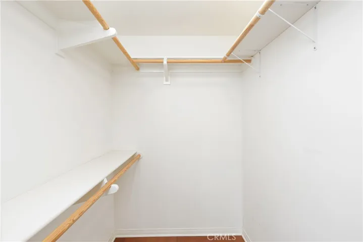 Primary suite closet