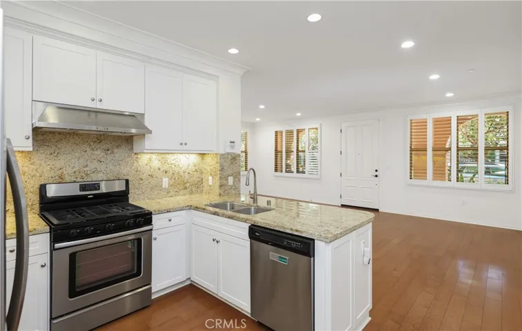 89 Mayfair, Irvine, California 92620
