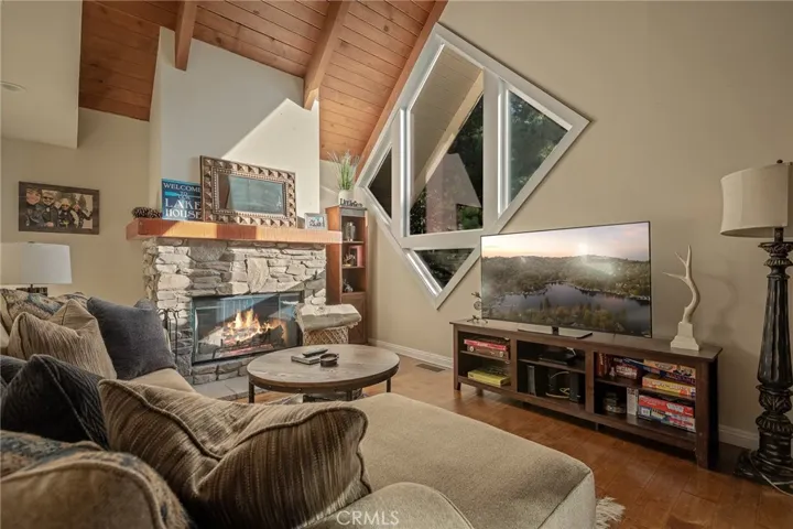 831 Nadelhorn, Lake Arrowhead, California 92352