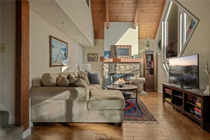 831 Nadelhorn, Lake Arrowhead, California 92352