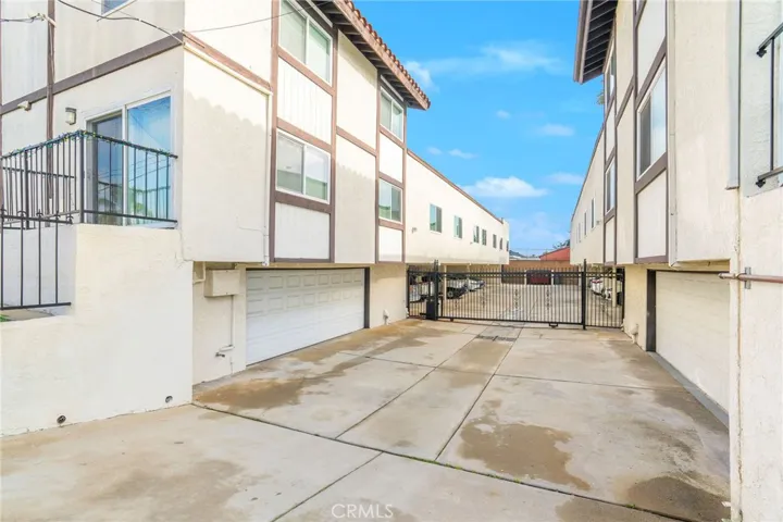 16720 S Dalton Ave, Gardena, California 90247
