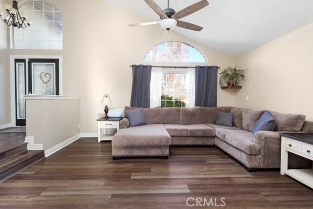 28375 Patricia Hill, Canyon Country, California 91387