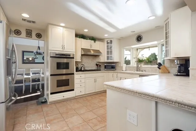28375 Patricia Hill, Canyon Country, California 91387