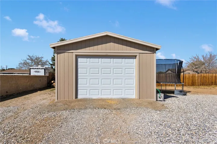 Detached Garage