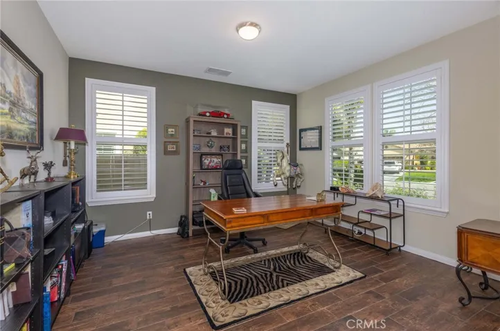 35385 Summerholly Lane, Murrieta, California 92563