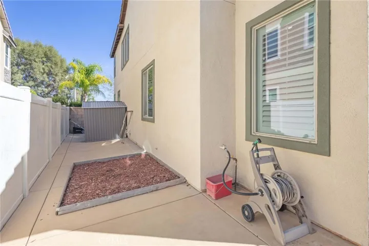 35385 Summerholly Lane, Murrieta, California 92563