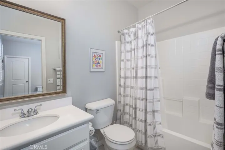 35385 Summerholly Lane, Murrieta, California 92563