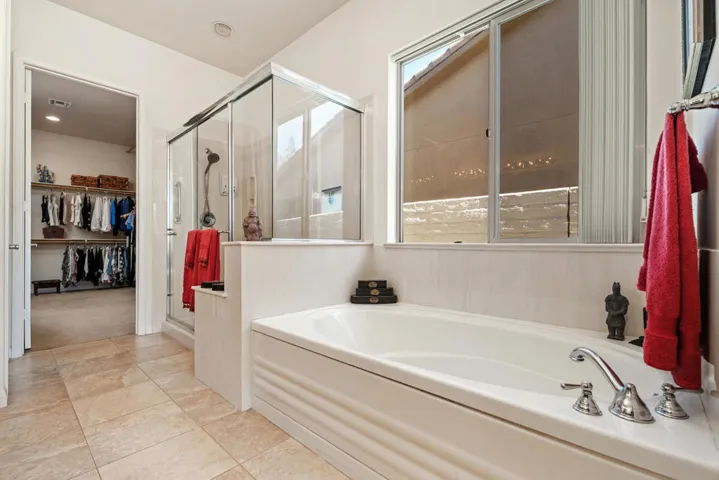 27_12027698_186898_186898-EI-127