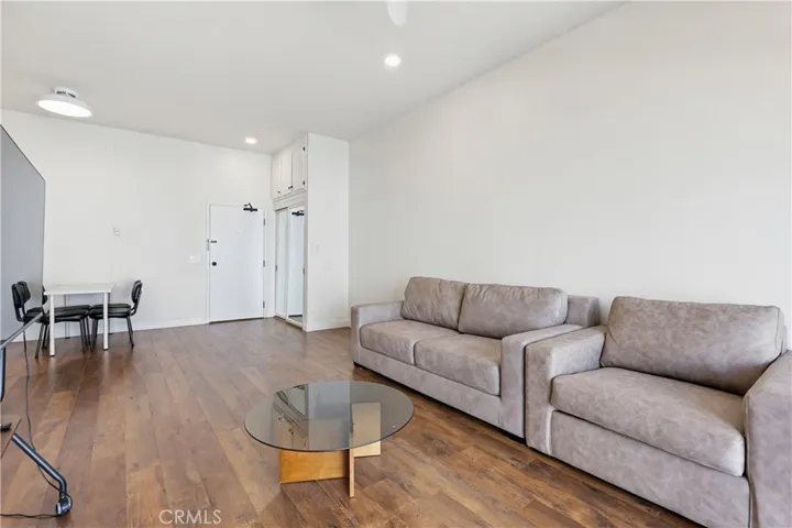 8328 Regents Road 1f, San Diego, California 92122