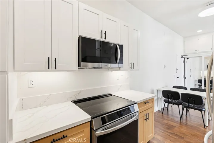8328 Regents Road 1f, San Diego, California 92122