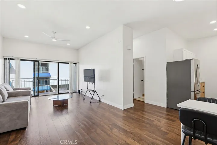 8328 Regents Road 1f, San Diego, California 92122