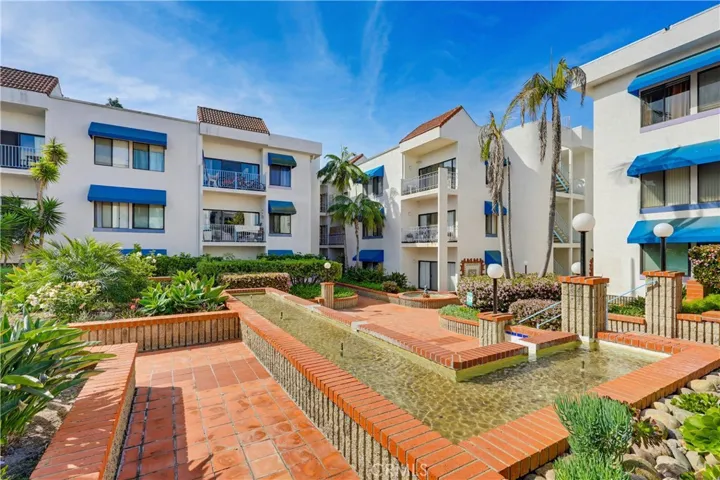 8328 Regents Road 1f, San Diego, California 92122