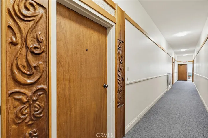 Front Door 1F