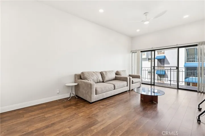 8328 Regents Road 1f, San Diego, California 92122