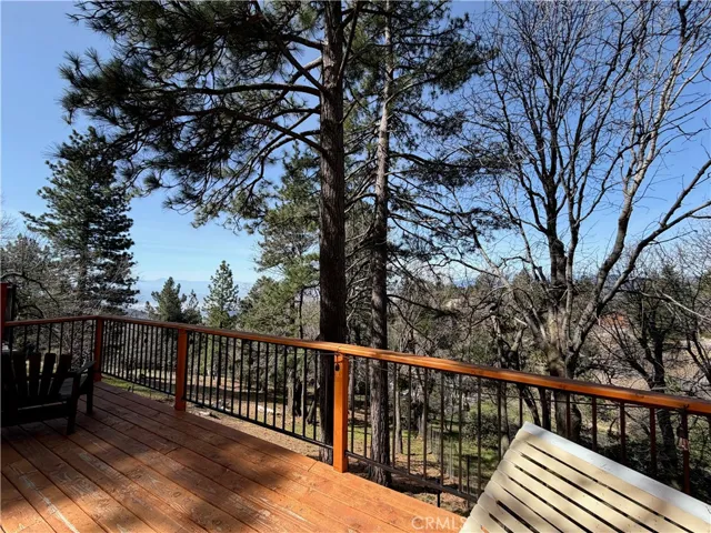 30445 Live Oak, Running Springs, California 92382