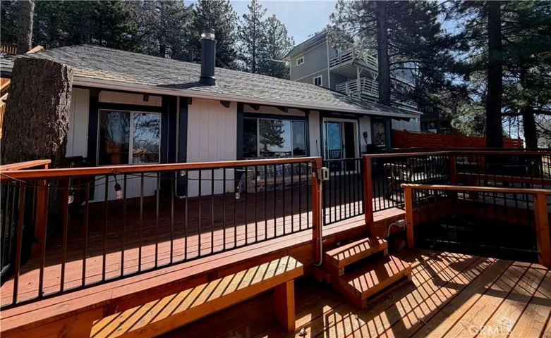 Welcome to 30445 Live Oak Drive located in the beautiful town of Running Springs, CA.