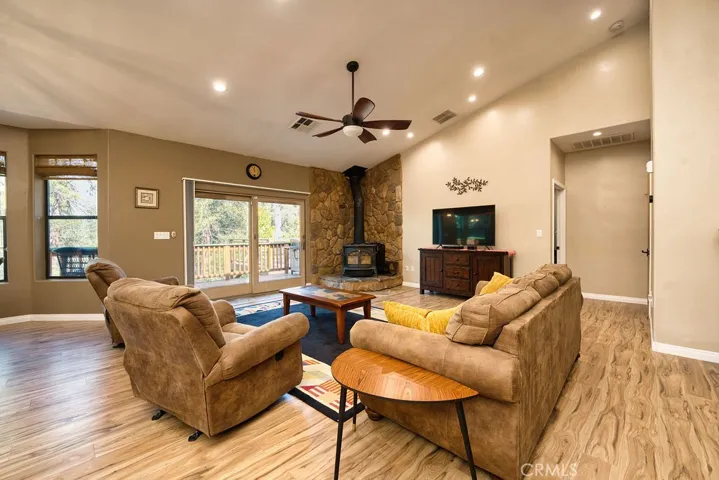 1737 Zion, Pine Mountain Club, California 93222
