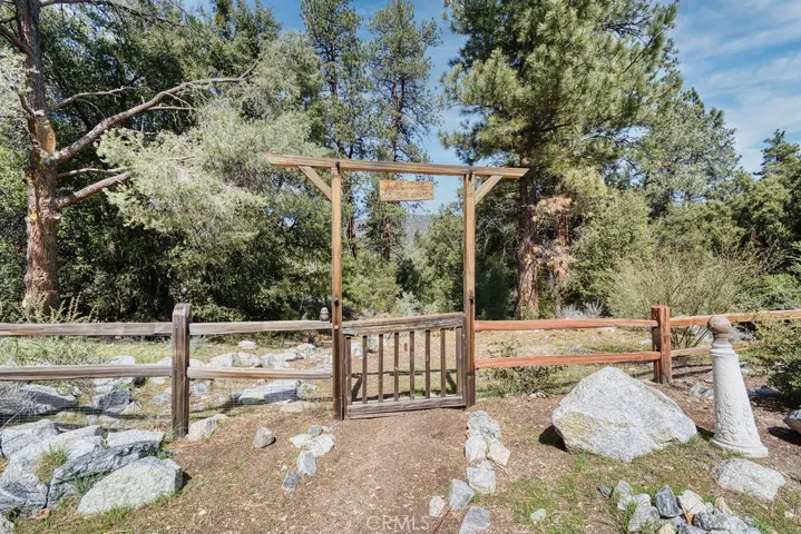1737 Zion, Pine Mountain Club, California 93222