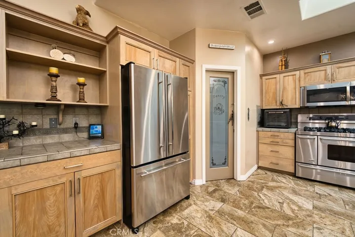 1737 Zion, Pine Mountain Club, California 93222