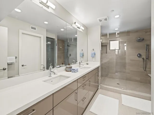 Primary Bath/Spa