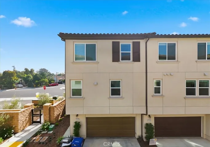 PHOTOS ARE OF MODEL MATCH AND HAVE BEEN VIRTUALLY STAGED. EXTERIOR AND INTERIOR FINISHES MAY VARY