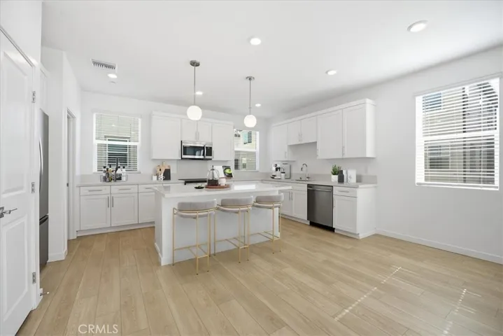 PHOTOS ARE OF MODEL MATCH AND HAVE BEEN VIRTUALLY STAGED. EXTERIOR AND INTERIOR FINISHES MAY VARY