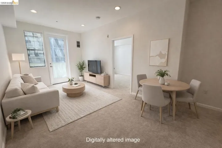 Living Rm and Dining