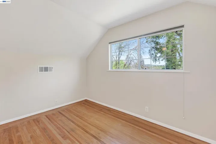 Upsatirs Bedroom Back 2