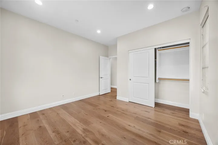 61 Bloomington, Irvine, California 92620