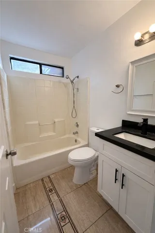 7601 Letty, Lamont, California 93241