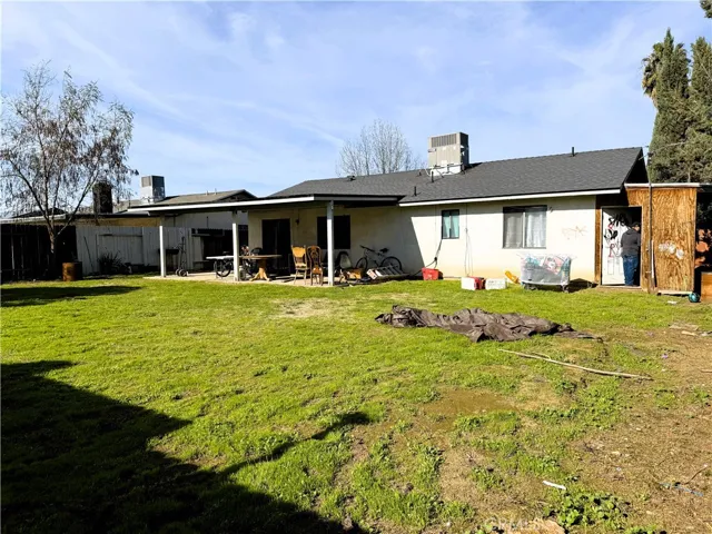 7601 Letty, Lamont, California 93241