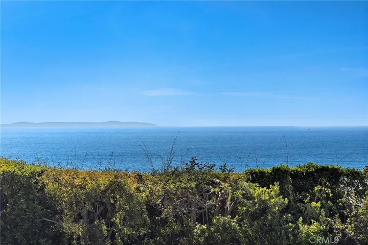 31571 Bluff Drive, Laguna Beach, California 92651