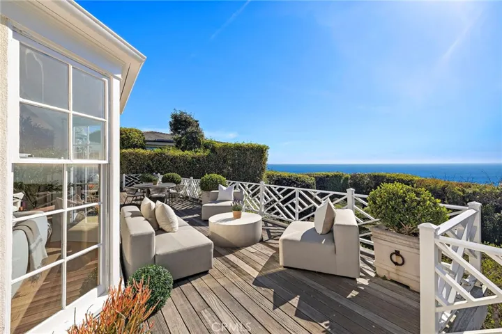 31571 Bluff Drive, Laguna Beach, California 92651