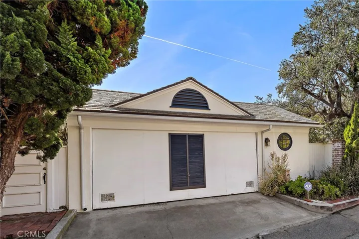 31571 Bluff Drive, Laguna Beach, California 92651