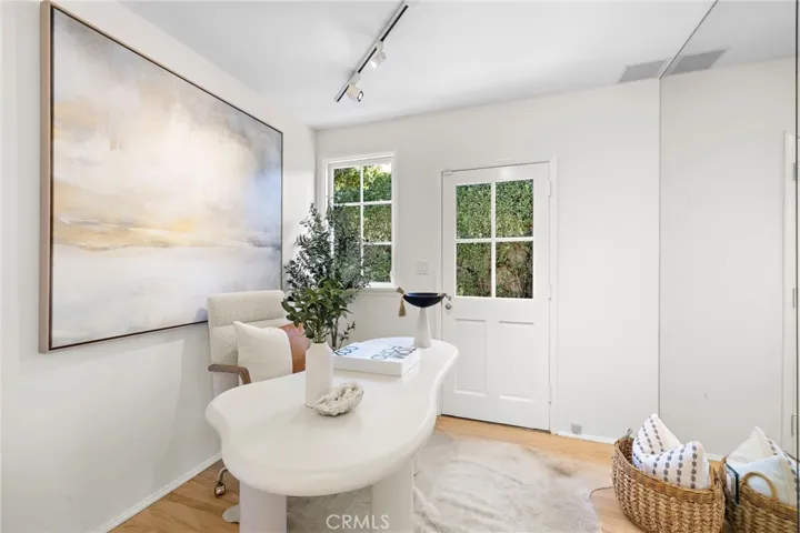 31571 Bluff Drive, Laguna Beach, California 92651
