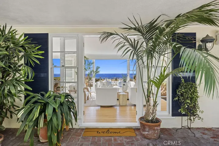 31571 Bluff Drive, Laguna Beach, California 92651