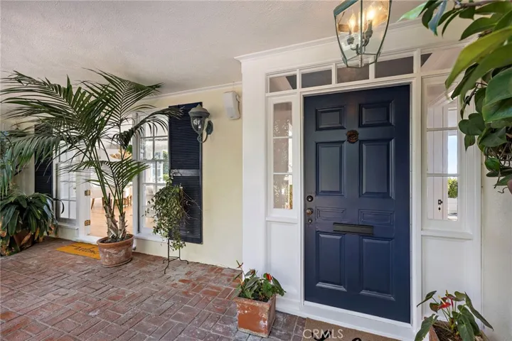 31571 Bluff Drive, Laguna Beach, California 92651