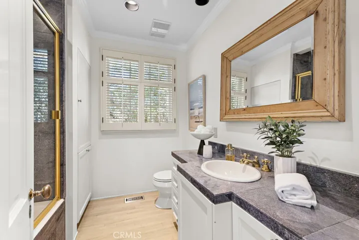 31571 Bluff Drive, Laguna Beach, California 92651