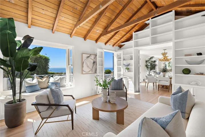 31571 Bluff Drive, Laguna Beach, California 92651