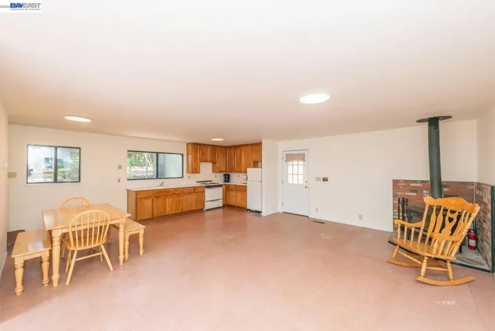 121 Mountain Aire Ln, Trinity Center, California 96091