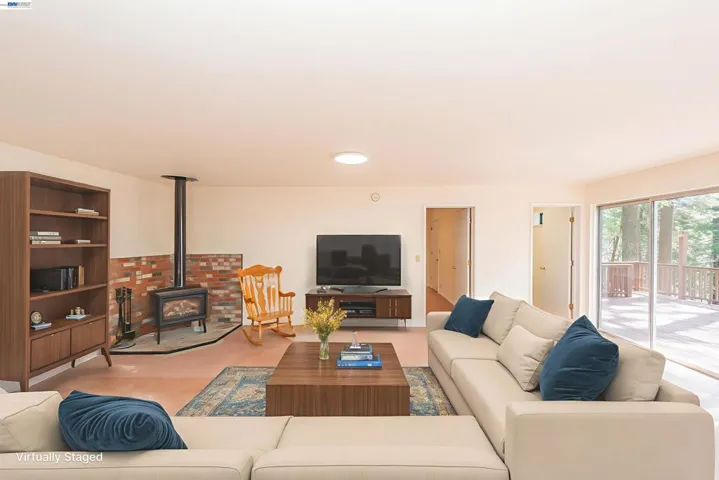 121 Mountain Aire Ln, Trinity Center, California 96091