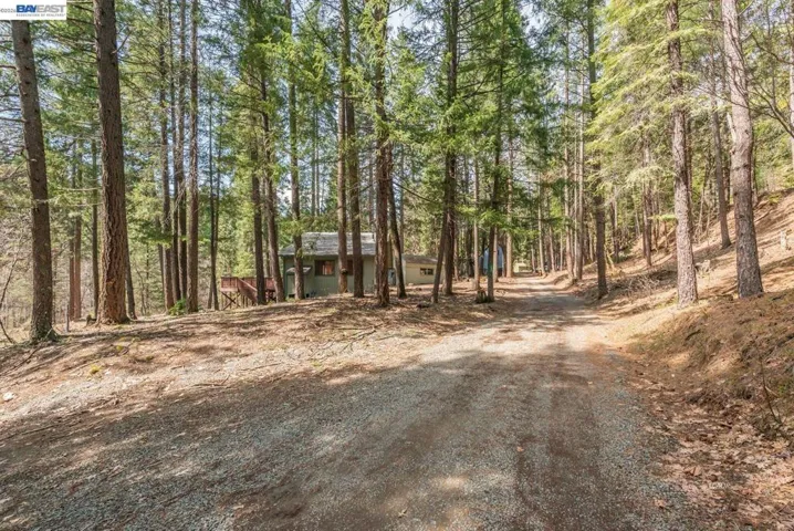 121 Mountain Aire Ln, Trinity Center, California 96091