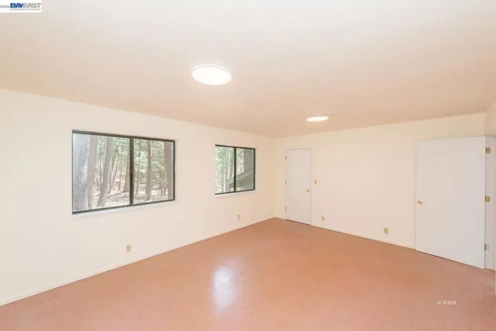 121 Mountain Aire Ln, Trinity Center, California 96091