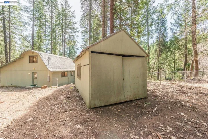 121 Mountain Aire Ln, Trinity Center, California 96091