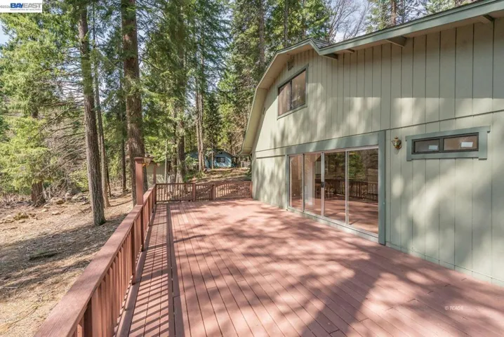 121 Mountain Aire Ln, Trinity Center, California 96091