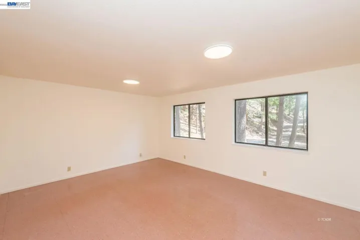 121 Mountain Aire Ln, Trinity Center, California 96091