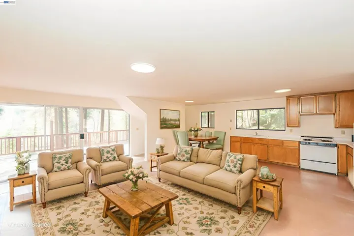 121 Mountain Aire Ln, Trinity Center, California 96091
