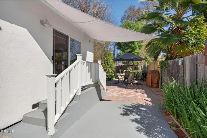 39-web-or-mls-Upmarketmedia_216Ful-116