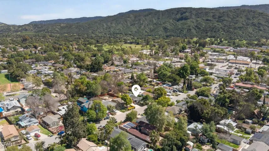 62-web-or-mls-Upmarketmedia_216Ful-aer-0